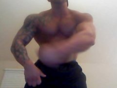 Muscle Master Ronnie Flex ball stomps