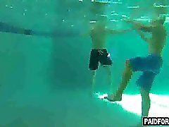 Straight amateur hunk sucking on a cock underwater