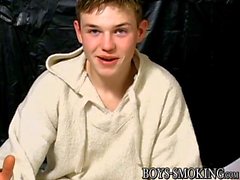 Cutest twink Jeremiah Johnson self sucks in smoking solo