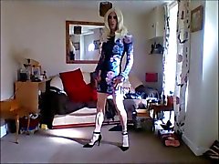 sexy floral bodycon minidress and heels 1