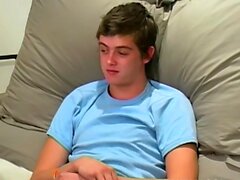 Interviewed young amateur Justin masturbates and cums solo